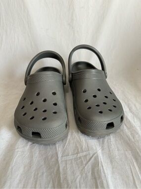 Crocs Shoes Womens 8 Mens 6 Gray Classic Clog Slip On Slide Sandals